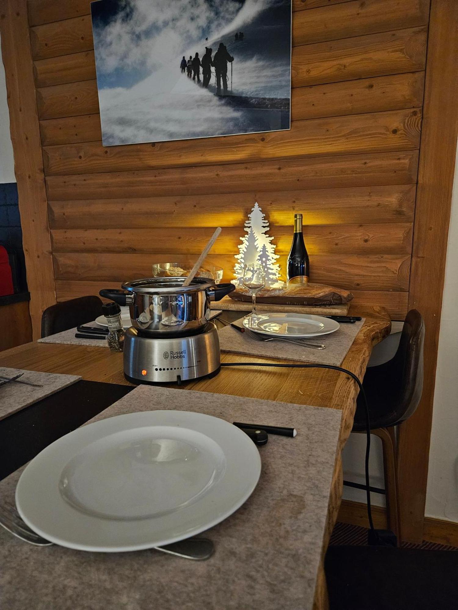 Appartement Arc 1950 M, Ski Au Pied, Piscine Exterieure Chauffee, Remontees Mecaniques A 100M, Sauna Et Salle De Sports Les Arcs  객실 사진